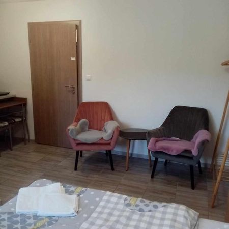 Ivachnova 84 Hotel Luaran gambar