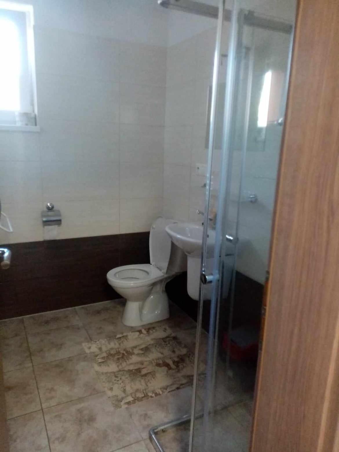 Ivachnova 84 Hotel Luaran gambar