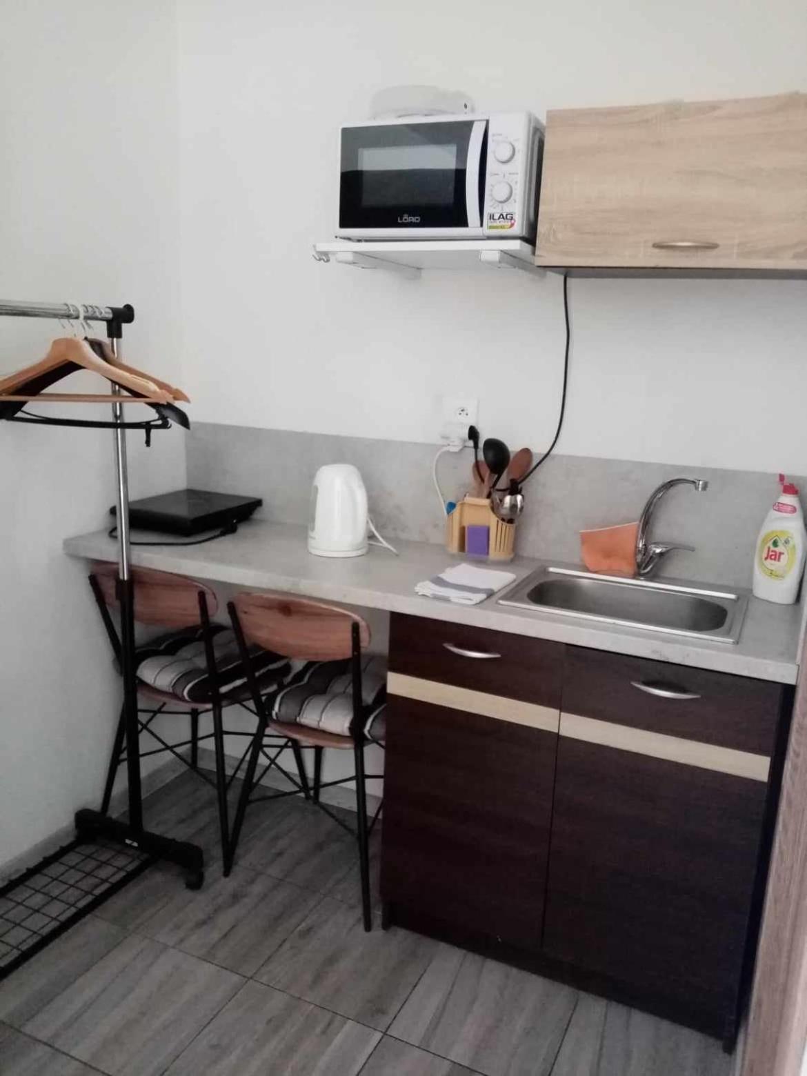 Ivachnova 84 Hotel Luaran gambar