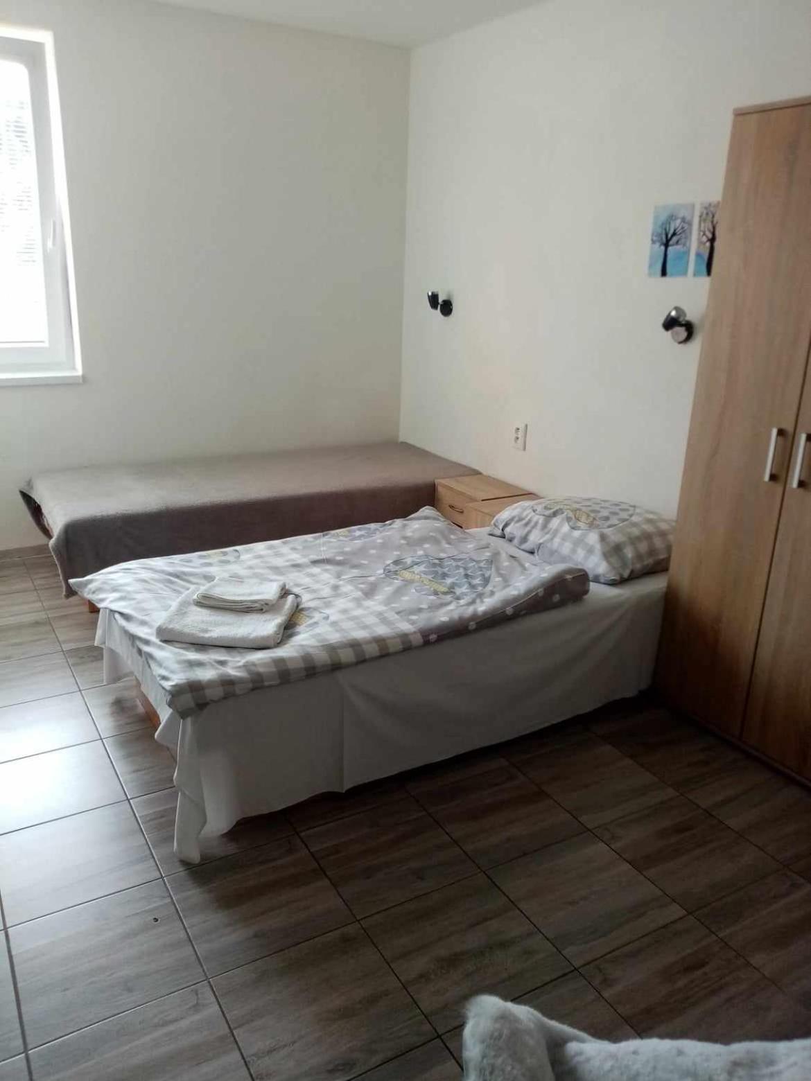 Ivachnova 84 Hotel Luaran gambar