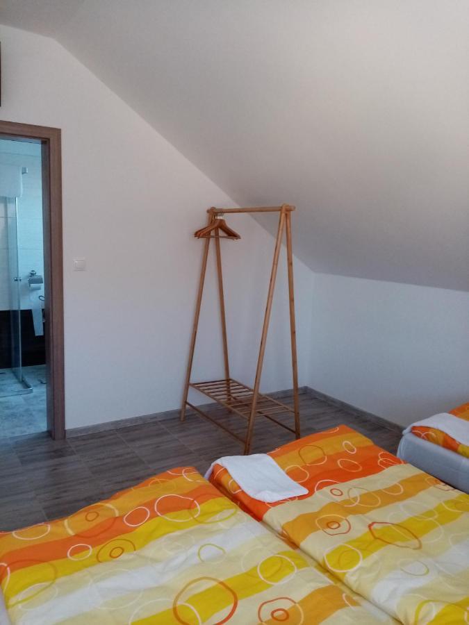 Ivachnova 84 Hotel Luaran gambar