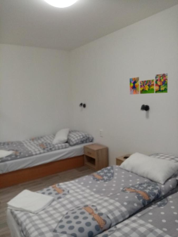 Ivachnova 84 Hotel Luaran gambar